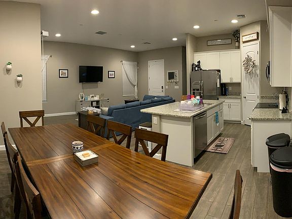 2nd image of 3737 E Catalina Dr