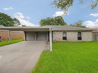 117 Bastrop St, Angleton, TX 77515