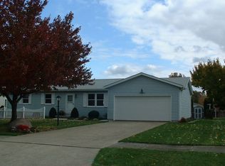 330 Winkler Dr, Rittman, OH 44270