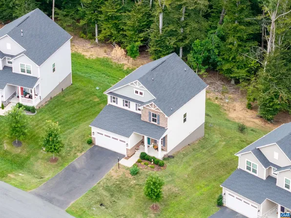 142 Island Hill Rd, Palmyra, VA 22963