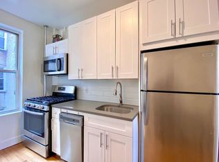 30-70 32nd St #15A, Astoria, NY 11102