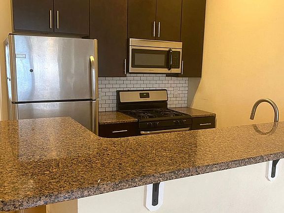 2nd image of 1234 N 30th St APT 4