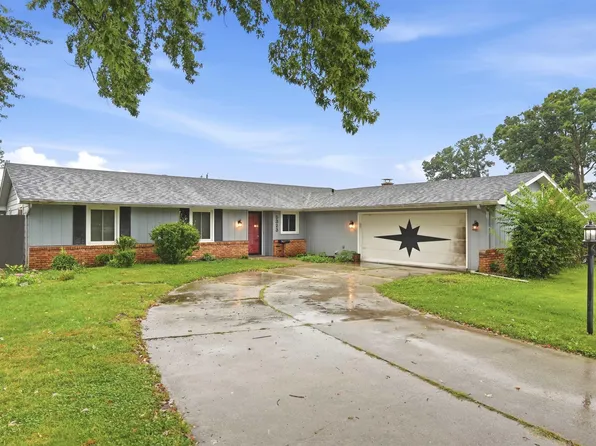 5323 Cloverbrook Dr, Fort Wayne, IN 46806