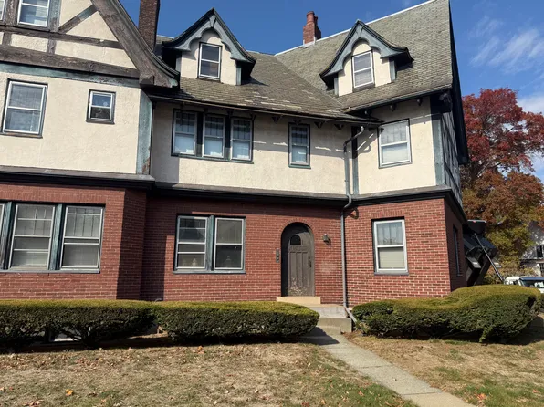 104 Mount Auburn St, Watertown, MA