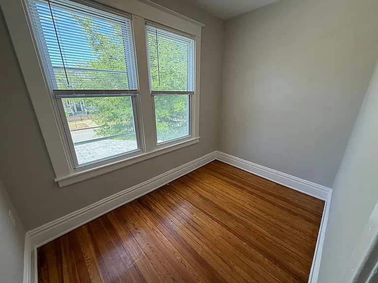 3511 1st Ave — Photo 34