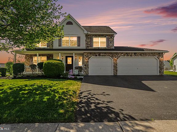 3rd image of 6505 Alfano Dr