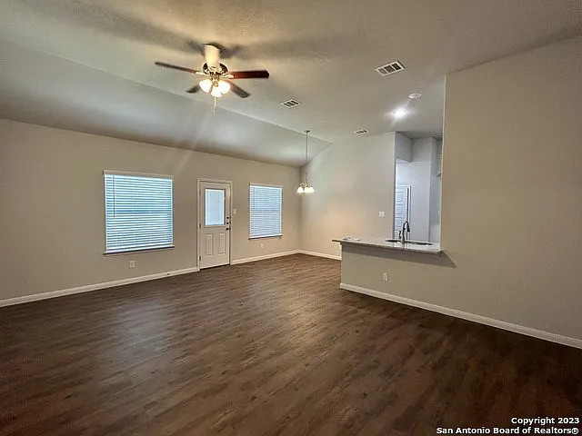 10007 Westover Blf #102 — Photo 8