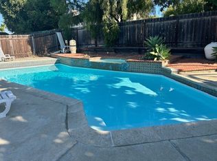 243 Joannie Way, Vista, CA 92083