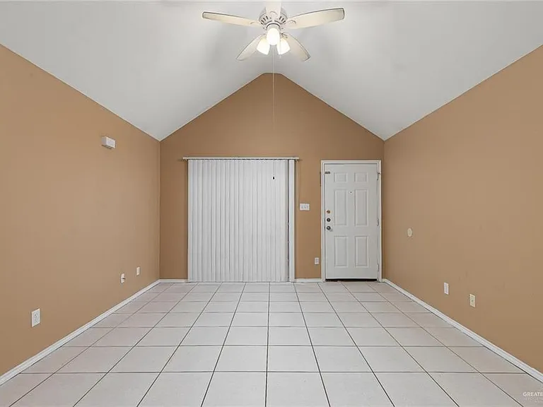2604 Ringold Cir #1 — Photo 8