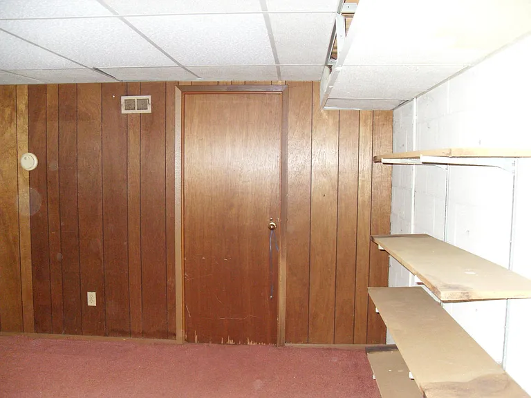 4855 Moreland Dr W — Photo 19