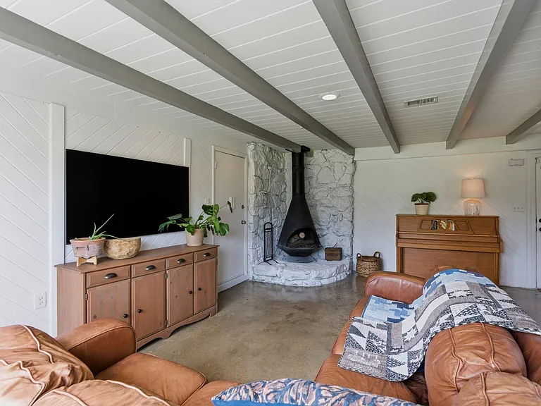 450 Sanders Ferry Rd — Photo 6