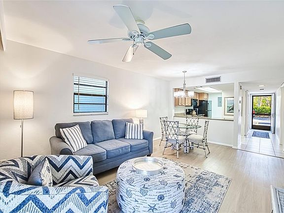 5th image of 600 Neapolitan WAY #153