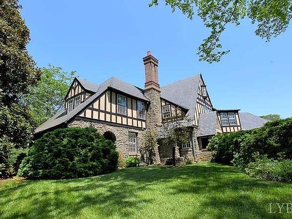 2nd image of 3820 Sheringham Pl