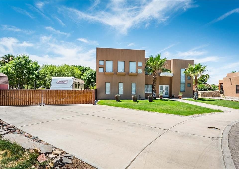 1st image of 654 Vera Ct