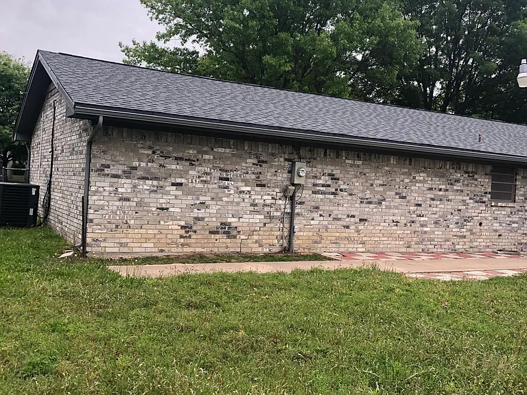 948 Mockingbird St — Photo 10
