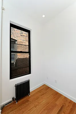 Rented by Aether Property Group | media 22