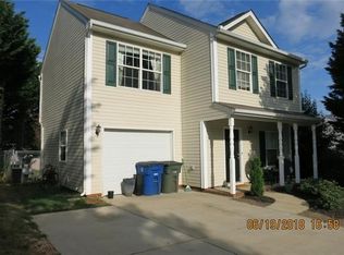 425 Trillium Ct SW, Conover, NC 28613