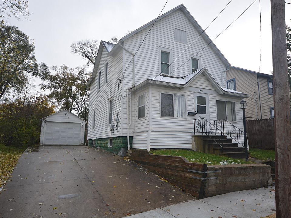 1st image of 148 E Emerson St