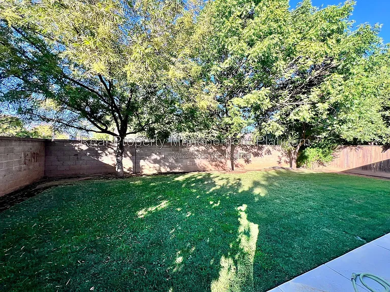 1697 N Connery Ln — Photo 26