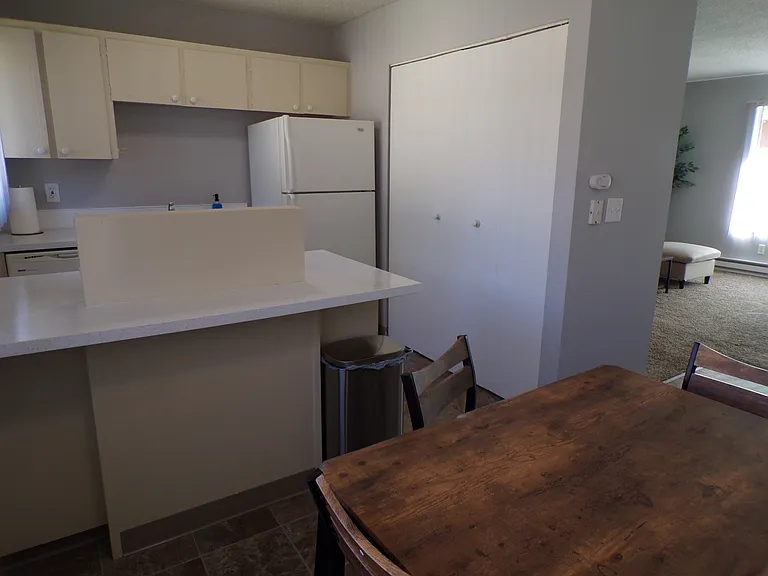 5102 SW 45th Ave — Photo 11