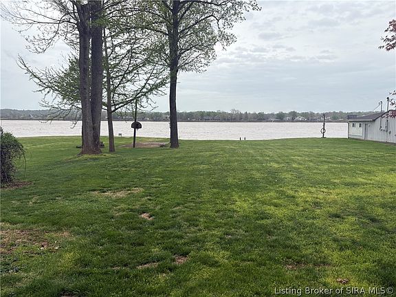 2nd image of 5820 Upper River Road #B