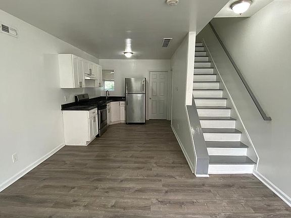 3rd image of 3135 N Bambrey St