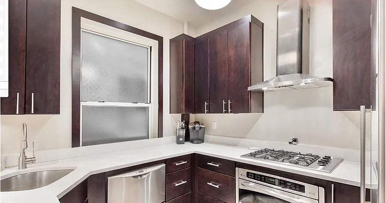 Rented by Compass | media 12