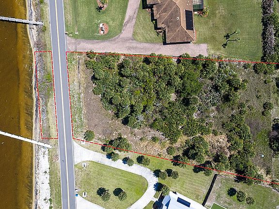 3rd image of 2940 Rocky Point Rd