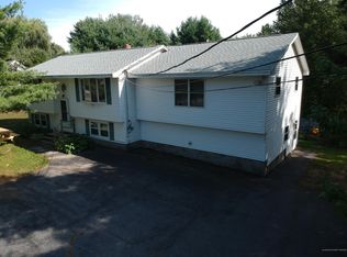 561 Sabattus Rd, Sabattus, ME 04280