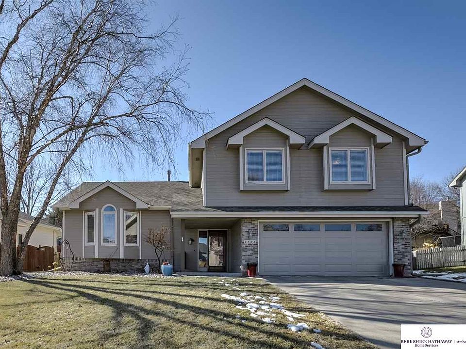 1st image of 2708 N 153rd Ave
