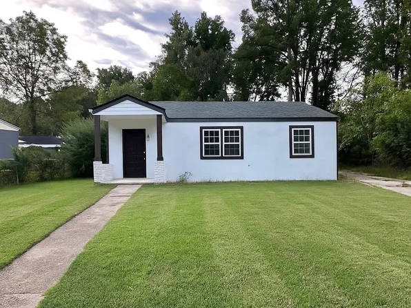 2005 Henry Crumpton Dr, Birmingham, AL 35211