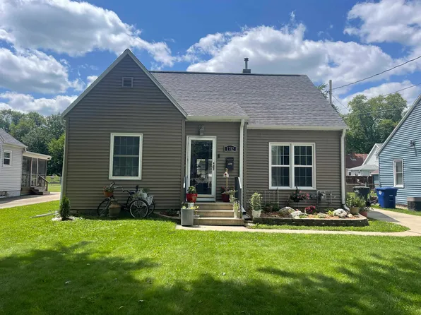 1712 W 7th St, Waterloo, IA 50702