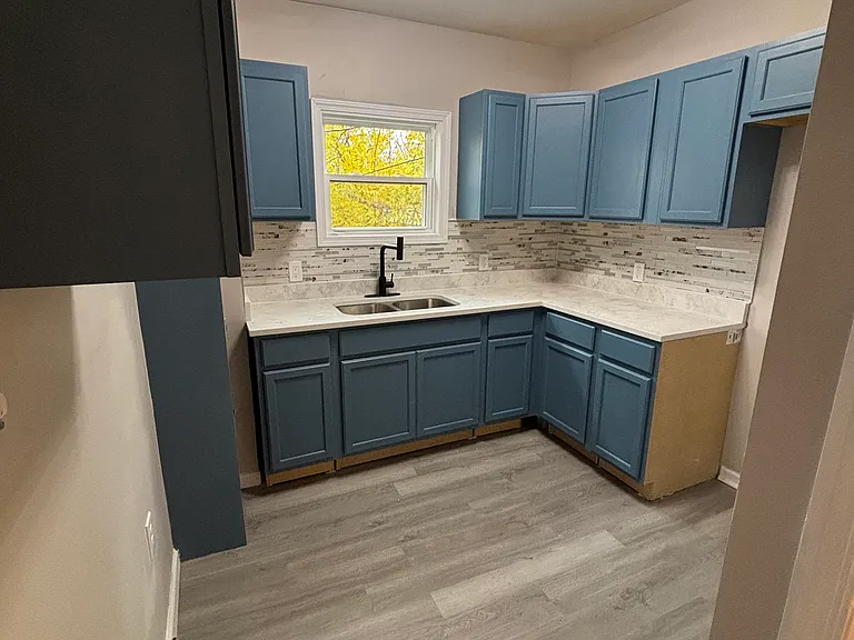 366 Taft Pl — Photo 4