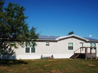 5931 River Oaks Dr, Kingsland, TX 78639