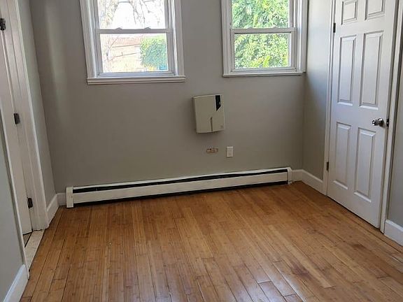 4th image of 589 S 10th St #1
