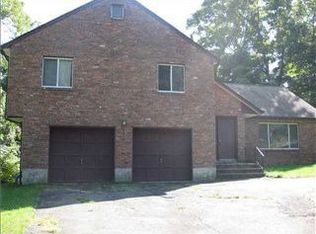 103 Lewis Dr, Nyack, NY
