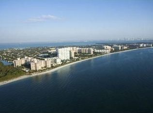 610 Harbor Cir, Key Biscayne, FL 33149