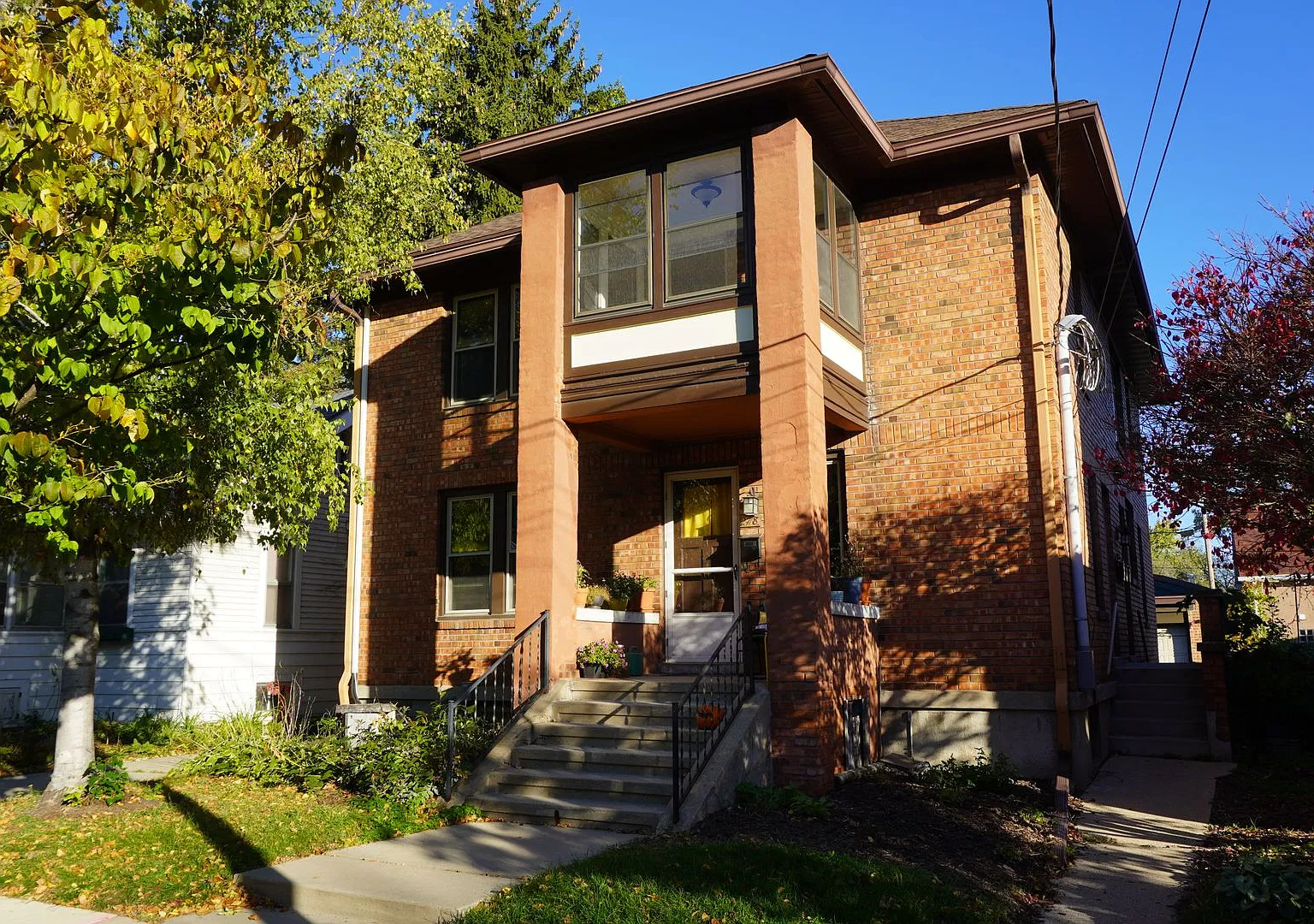 2718-2720 Sommers Avenue — Photo 1