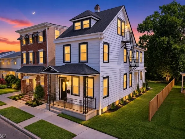 225 Stacy St, Burlington City, NJ 08016