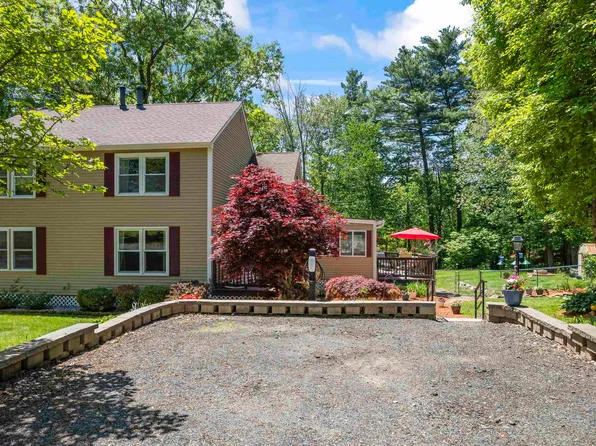 3 Richardson Drive #R, Derry, NH 03038