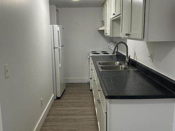 5th image of 721 Green Rd APT 234