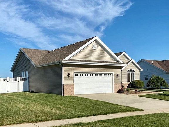 2nd image of 5545 Gatehouse Way