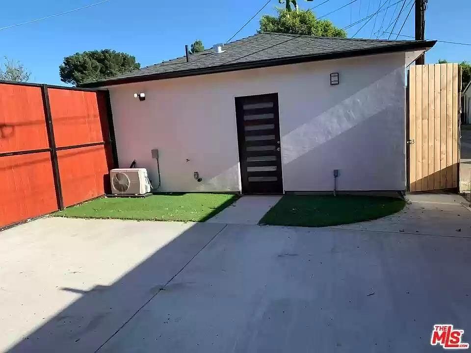 1st image of 6934 Chimineas Ave #2455