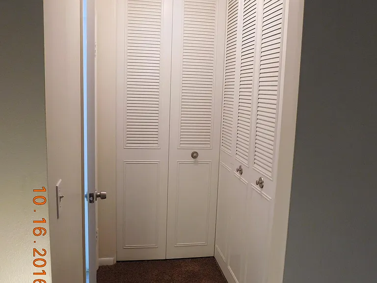 444 Fox Hills Dr N #7 — Photo 21