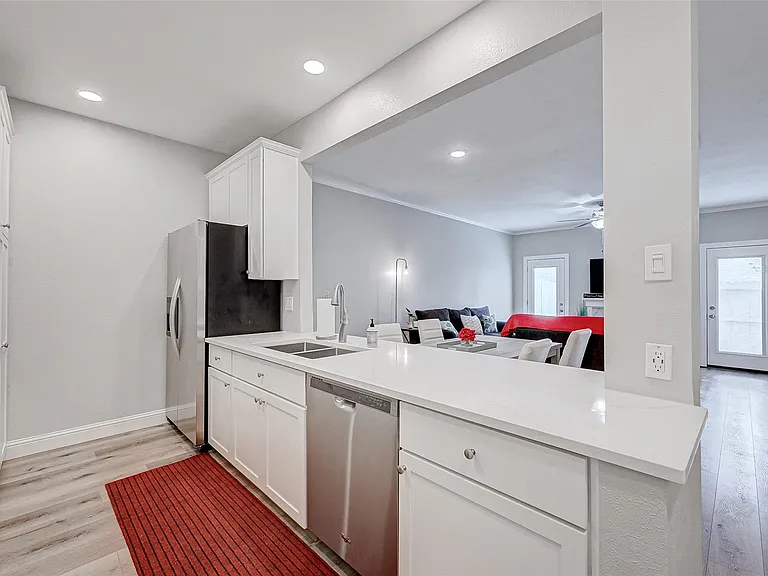 8077 El Mundo St #8077 — Photo 17