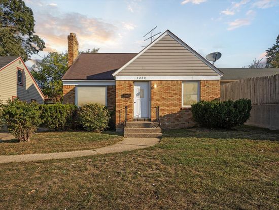 1335 Burton St SE, Grand Rapids, MI 49507