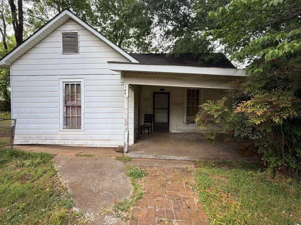 706 W Washington St, Athens, AL 35611