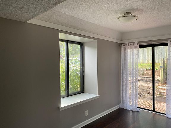 4th image of 6563 Poplar Woods Cir S APT 1