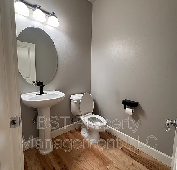 1604 Webb Lake Dr — Photo 23