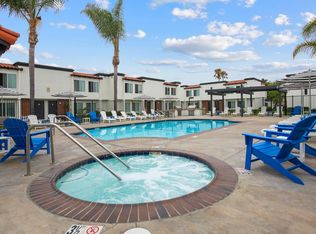 Huntington Vista, Huntington Beach, CA 92646